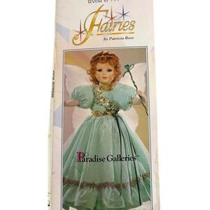 Paradise Galleries Shannon the Shamrock Fairy 13" Porcelain Doll Box Wings Stand